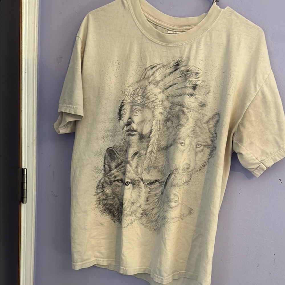 Cream Graphic Tee with Wolf and Chief Design